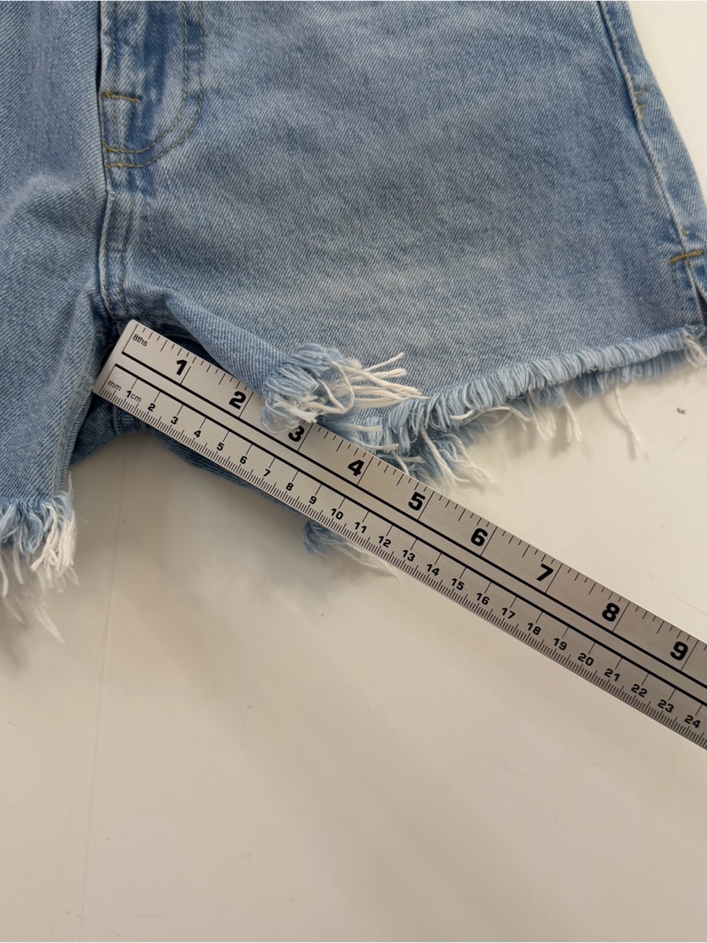 Frame Denim Shorts Womens 26 Le Super High Short Zona Wash Raw Hem - Picture 7 of 10